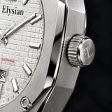 Elysian Octa White - Silver Link, detail van de kroon met EL-gravering